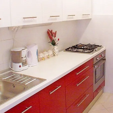 Mirjana Hotel 3*