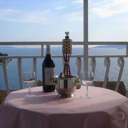 Mirjana Hotel 3*